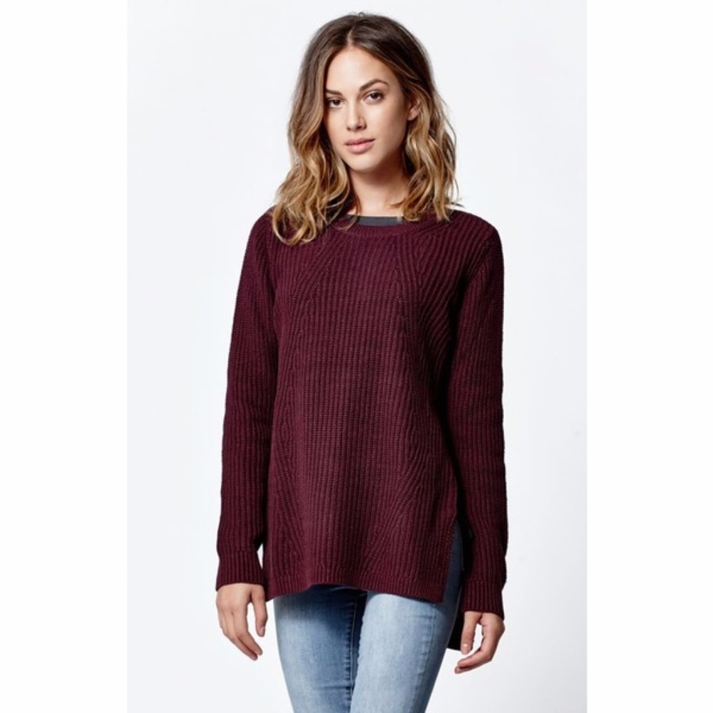LA hearts sweater